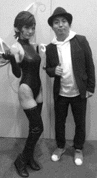 Yamada posing with Rosiel Kasyou in a pixie costume.